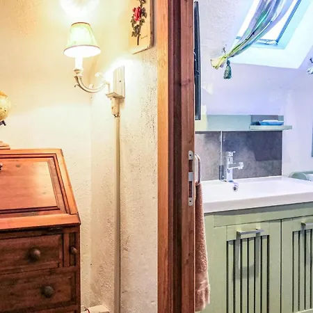 Three-bedroom Holiday In Marchis בית נופש